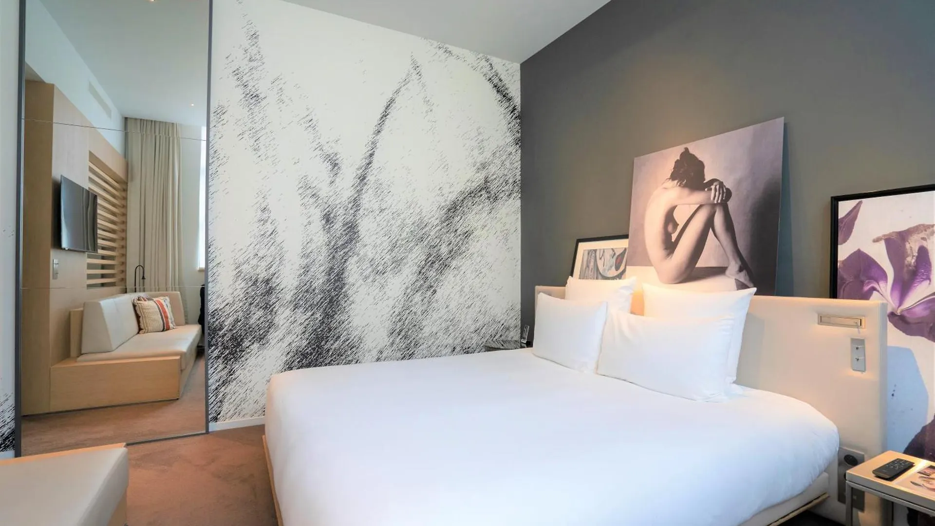 *****  Le Cinq Codet Hotel Paris France