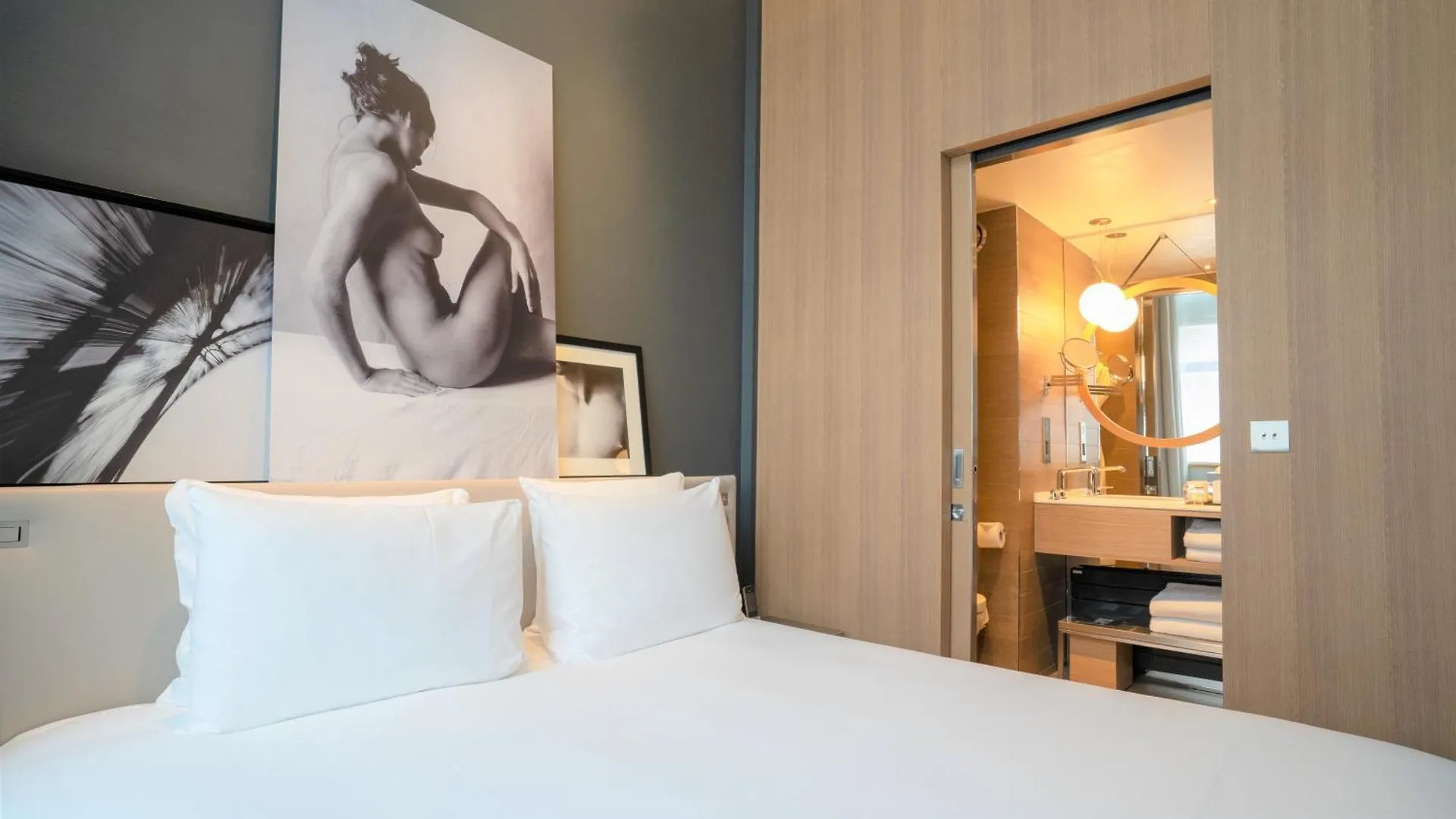 Le Cinq Codet Hotel Paris