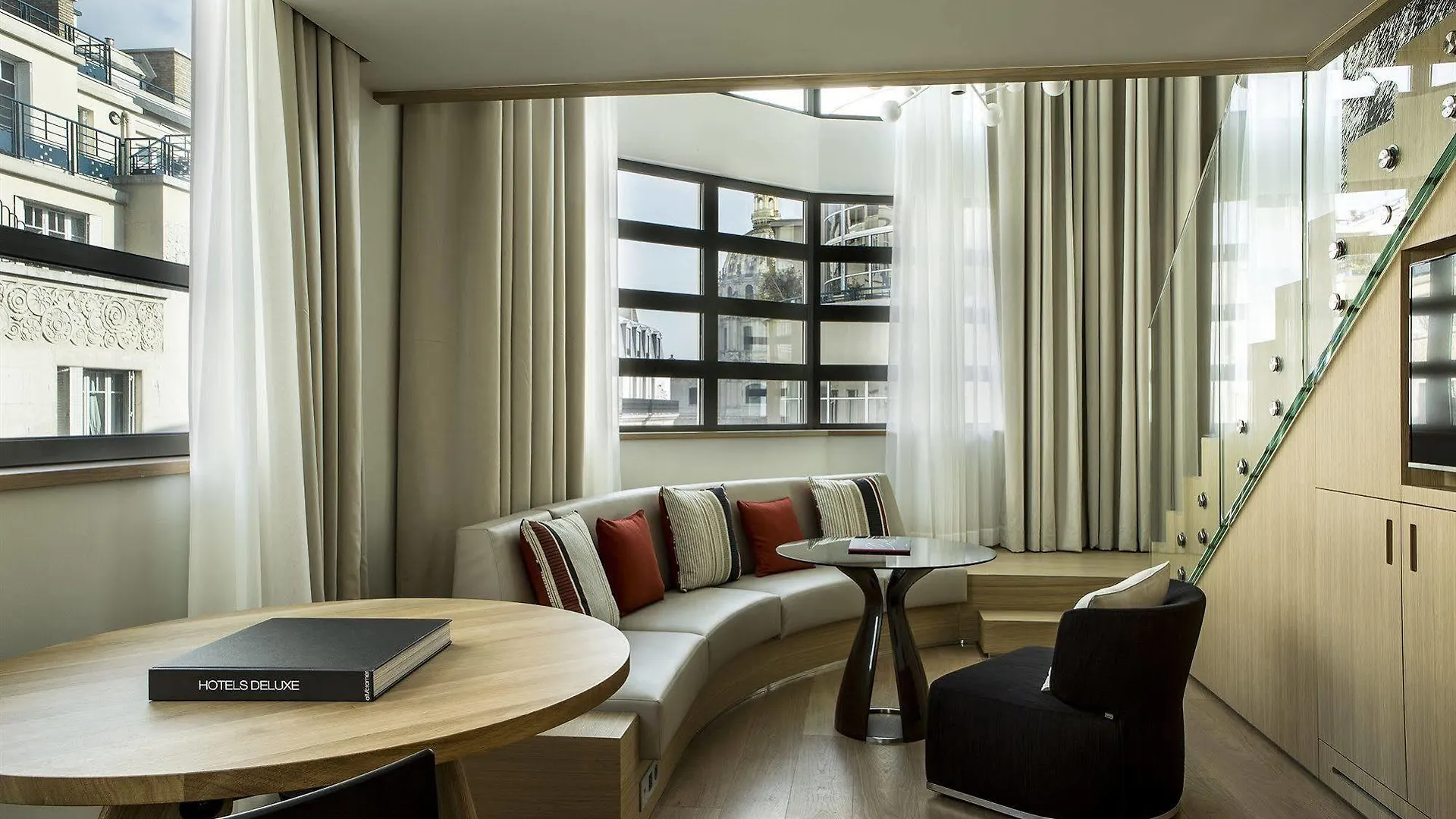 *****  Le Cinq Codet Hotel Paris France
