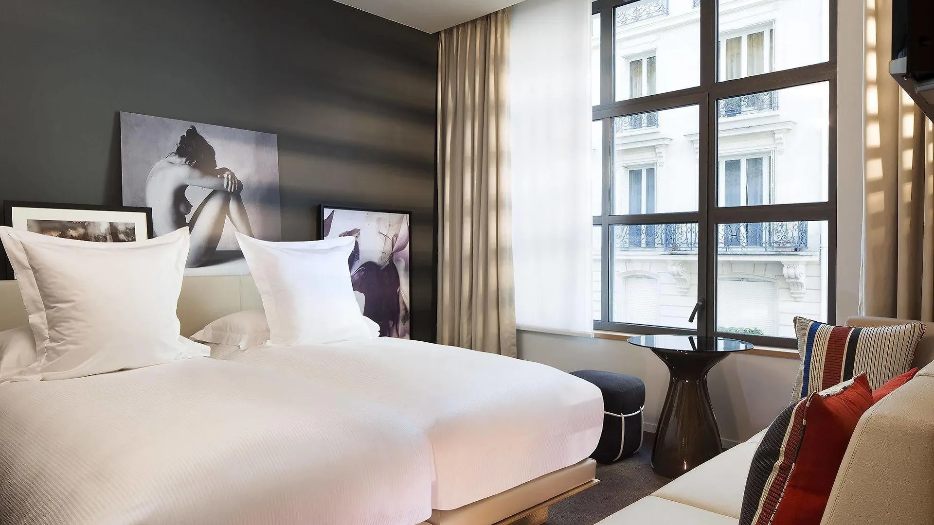 *****  Le Cinq Codet Hotel Paris France