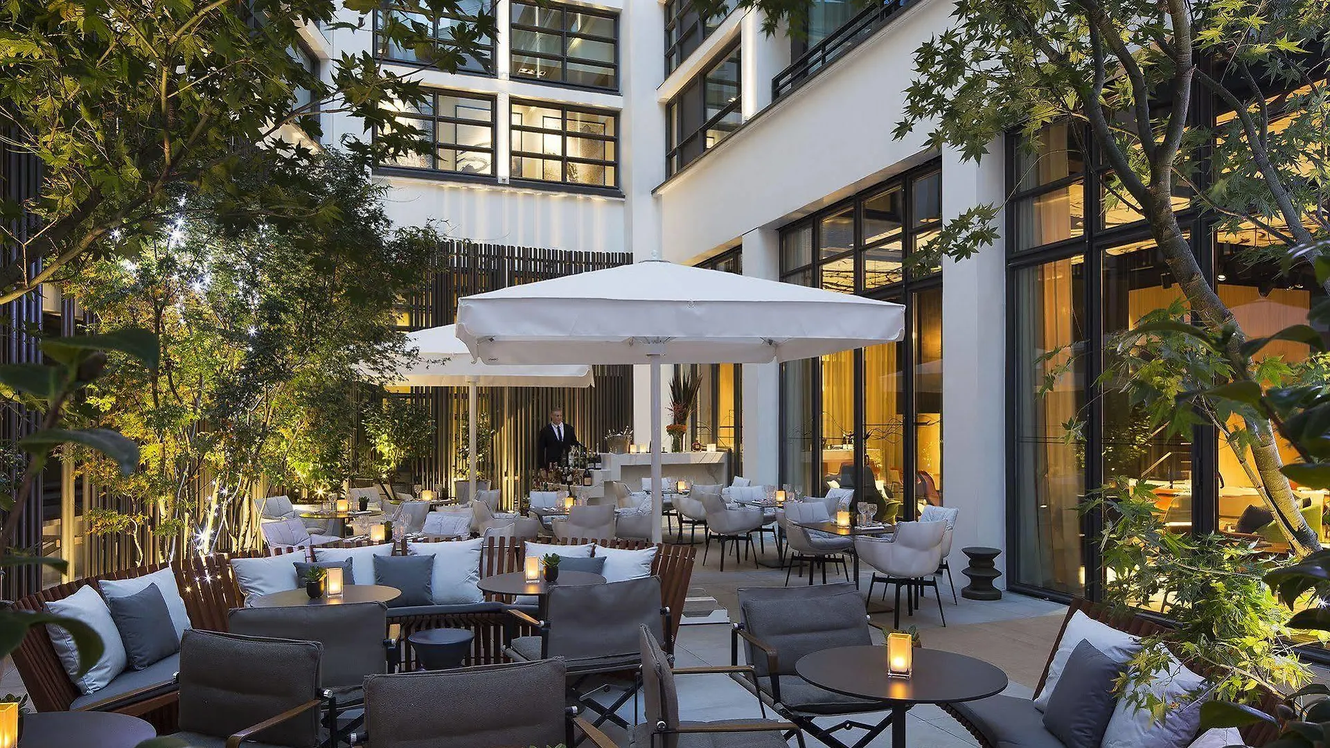 Le Cinq Codet Hotel Paris